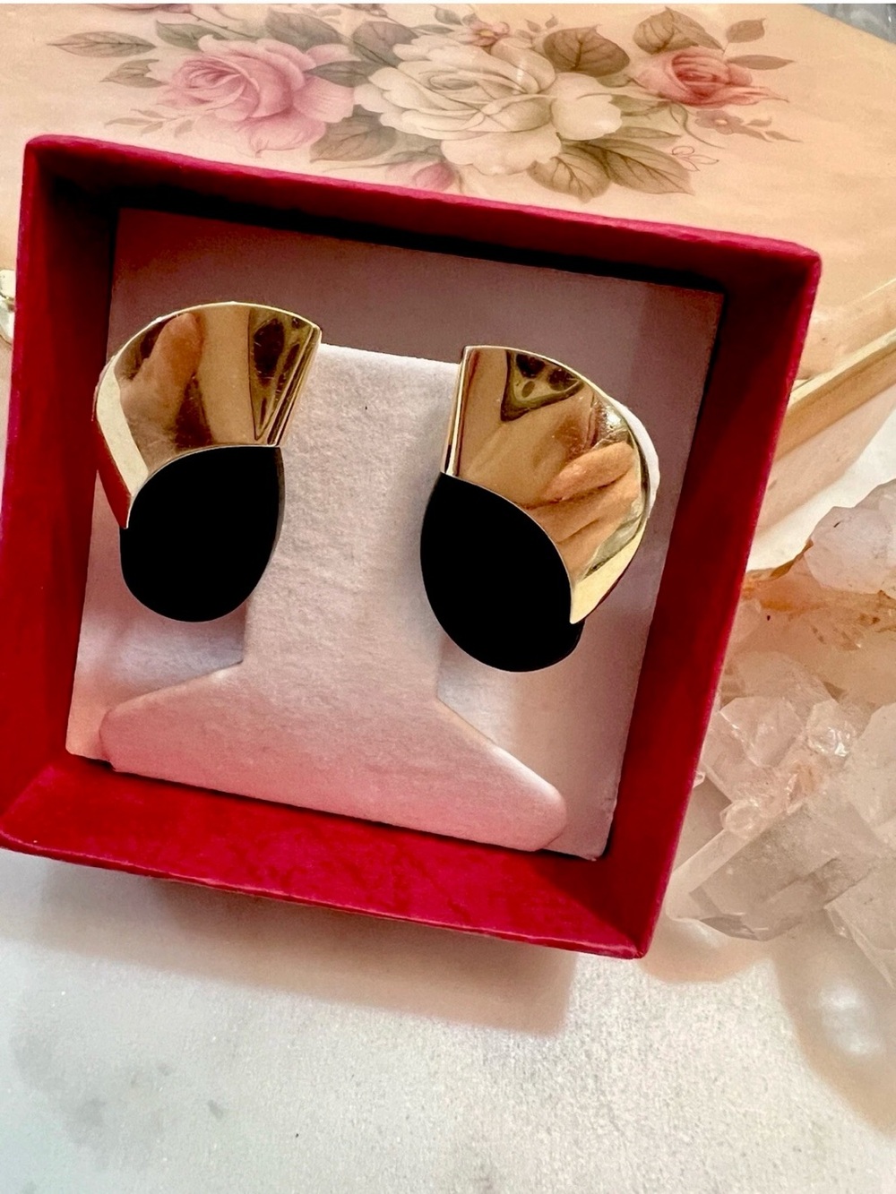 Vintage statement 14K Yellow Gold Black Onyx stud Modernist Earrings KM Nabco